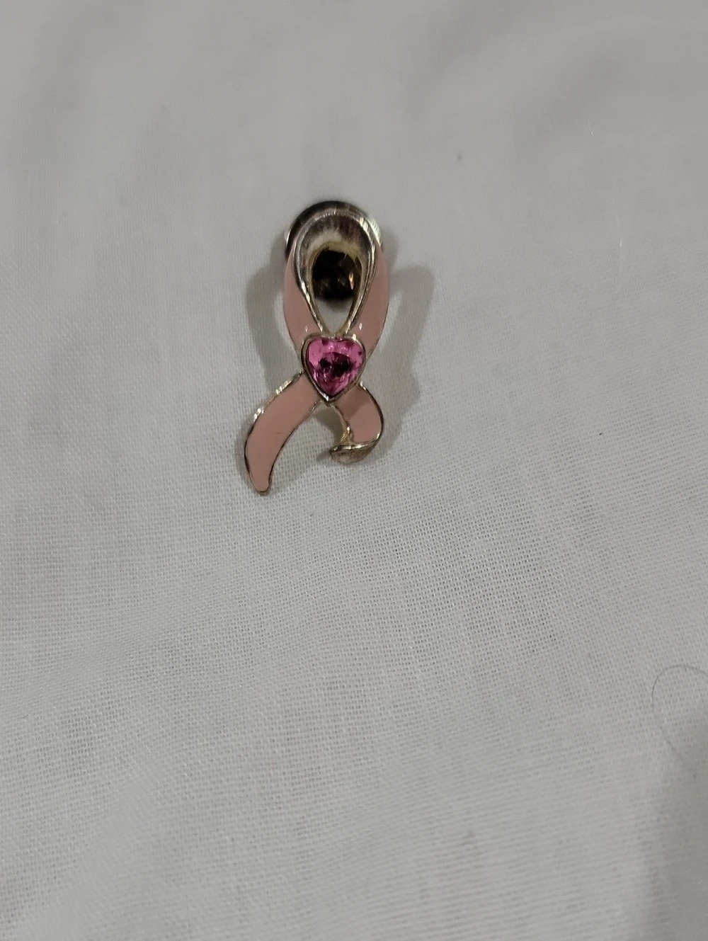 Vintage Avon Pink Ribbon Breast Cancer Ribbon Brooch Pin